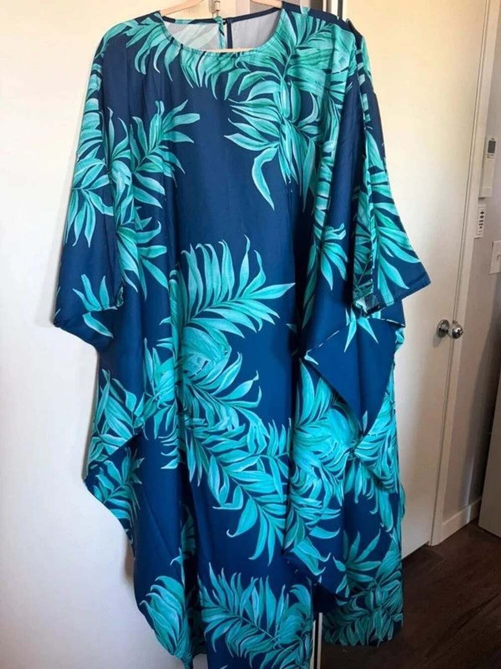 Natana | OS | Tropical Print Lightweight Polyester Kaftan